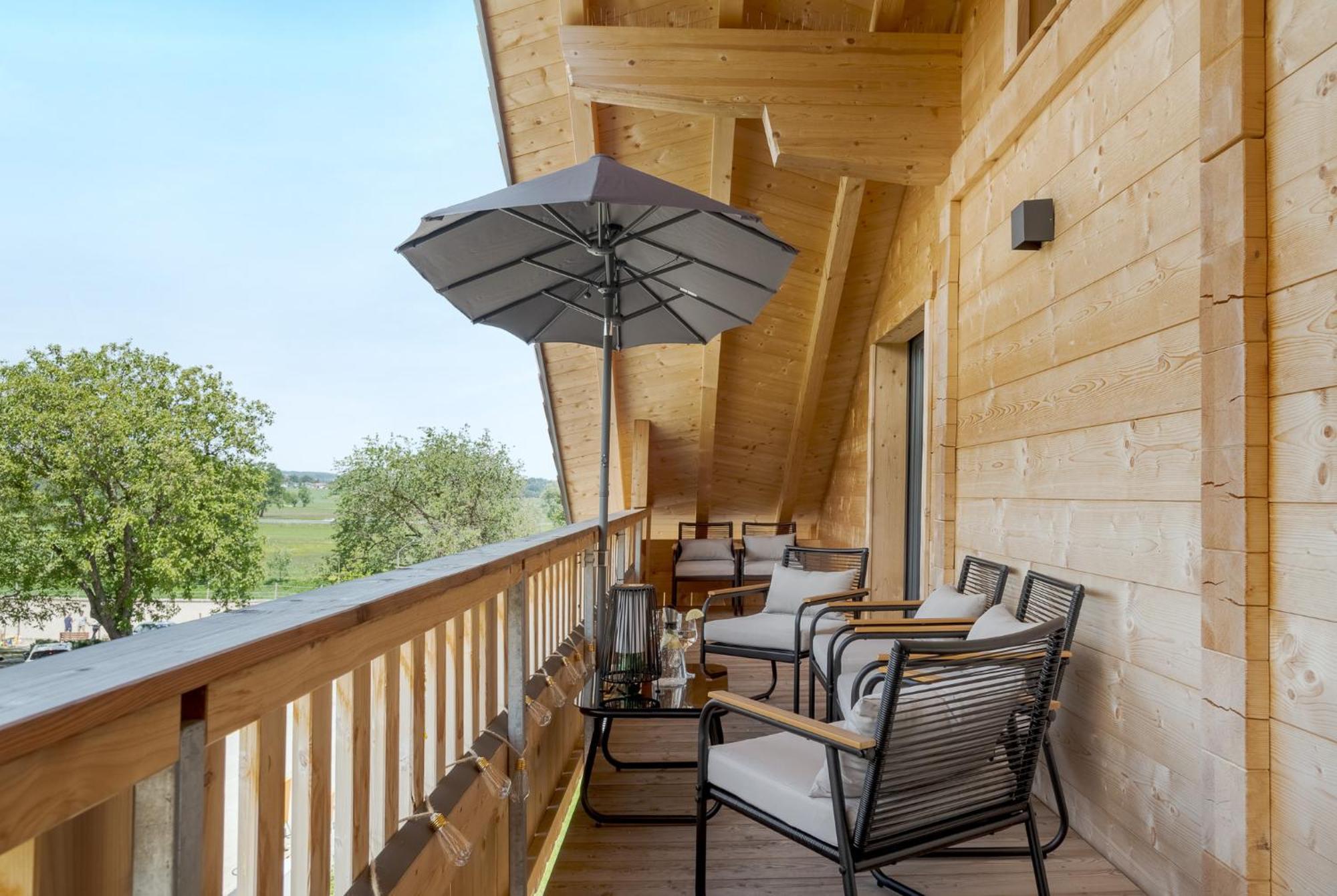 Fenjoy: Ferienapartment Mit Bergblick / Balkon / Bbq Bernau am Chiemsee Eksteriør bilde